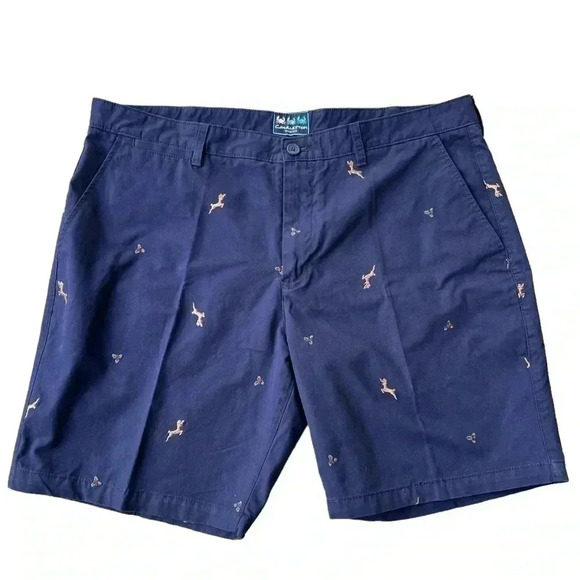 Charleston Threads Men’s Holiday Christmas Embroidered Shorts - Picture 7 of 7